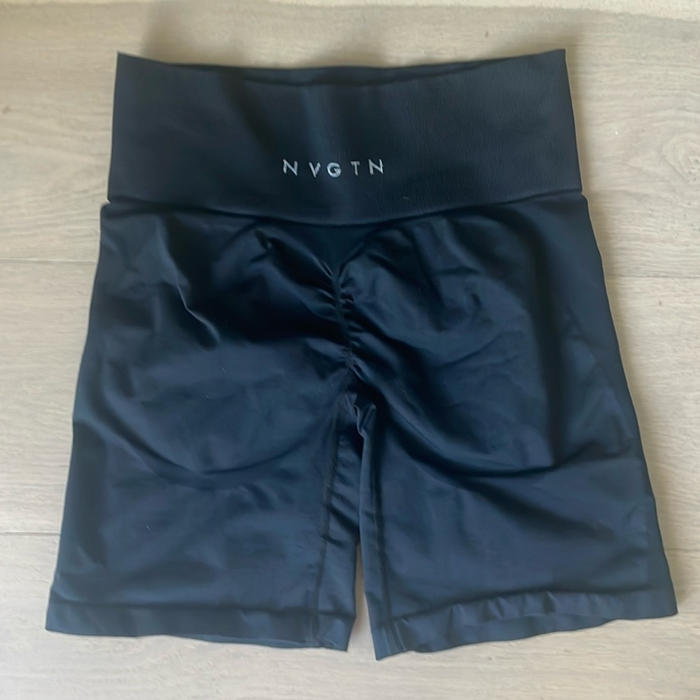 NVGTN Blacl Contour 2.0 Seamless Shorts